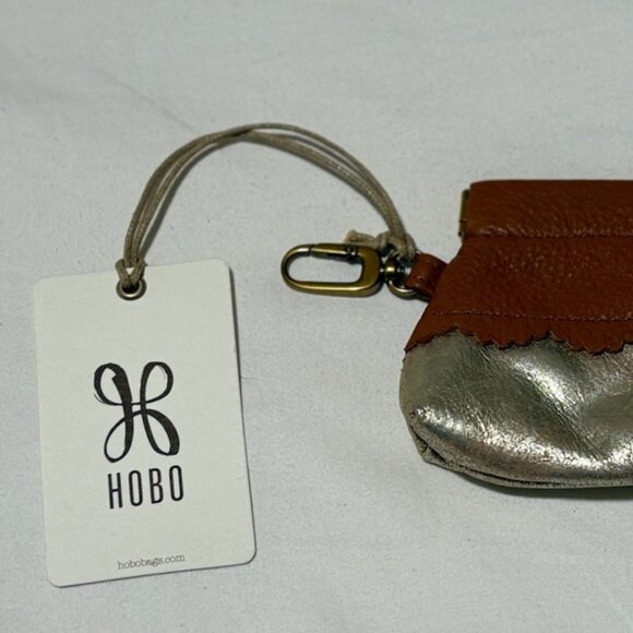 HOBO Tabby Earbud Case–Compact Leather Earbud Holder, Brand New Stocking Stuffer - Picture 6 of 7